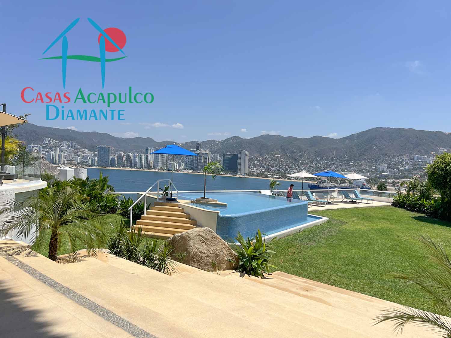 Villa Sahasrara - Alberca y jardín 8